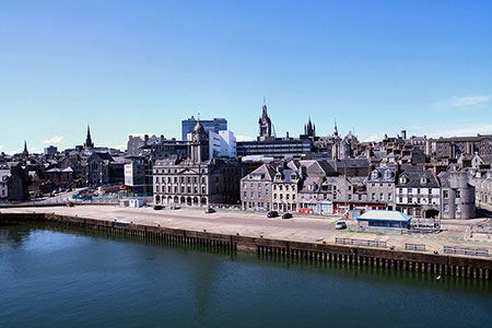 Mooreast explores Aberdeen facility to support floating offshore wind