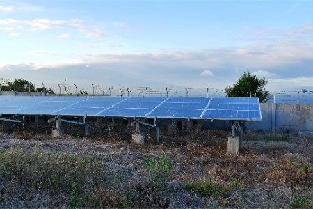 Vena Energy reaches financial close on 500 MWp solar power project