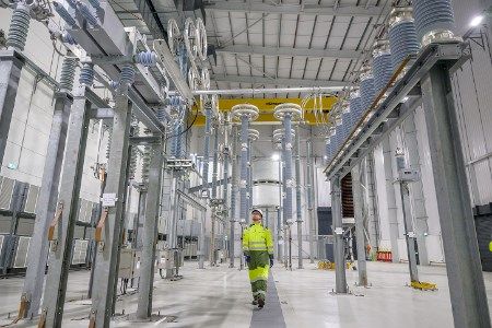 Iberdrola signs contract for new submarine electricity interconnector